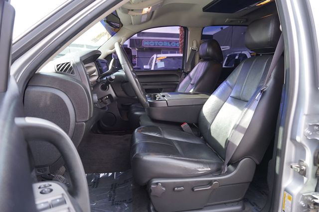 2011 Chevrolet Silverado 2500HD 2500 LT, 4X4, DIESEL, PREMIUM WHEELS, ALL TERRAIN TIRES - 22945042 - 16