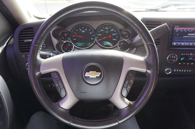 2011 Chevrolet Silverado 2500HD 2500 LT, 4X4, DIESEL, PREMIUM WHEELS, ALL TERRAIN TIRES - 22945042 - 23