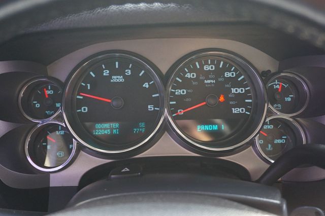 2011 Chevrolet Silverado 2500HD 2500 LT, 4X4, DIESEL, PREMIUM WHEELS, ALL TERRAIN TIRES - 22945042 - 24