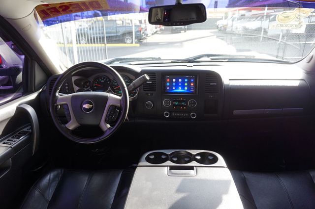 2011 Chevrolet Silverado 2500HD 2500 LT, 4X4, DIESEL, PREMIUM WHEELS, ALL TERRAIN TIRES - 22945042 - 33