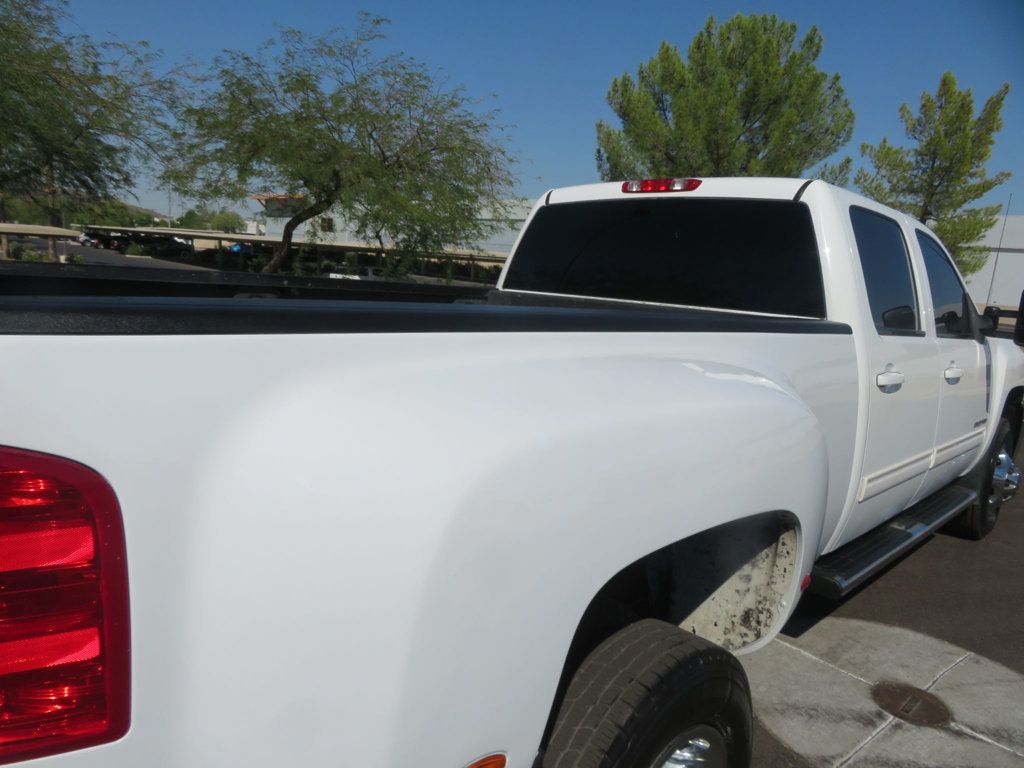 2011 Chevrolet Silverado 3500HD 4X4 CREWCAB DUALLY EXTRA CLEAN DURAMAX DIESEL 4X4 LTZ LEATHER  - 22663847 - 9