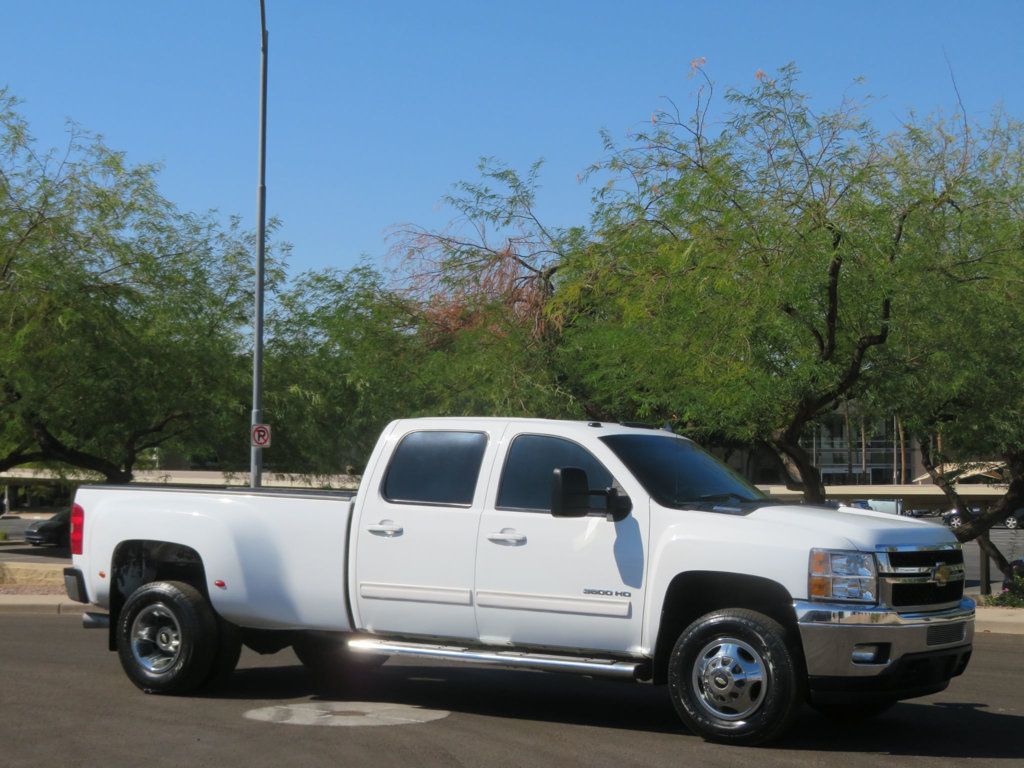 2011 Chevrolet Silverado 3500HD 4X4 CREWCAB DUALLY EXTRA CLEAN DURAMAX DIESEL 4X4 LTZ LEATHER  - 22663847 - 3