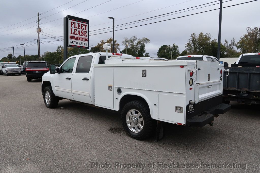 2011 Chevrolet Silverado 3500HD Silverado 3500 4WD Crew Cab Utility  - 22938828 - 2