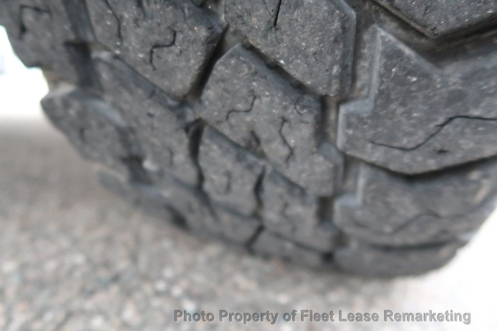 2011 Chevrolet Silverado 3500HD Silverado 3500 4WD Crew Cab Utility  - 22938828 - 41