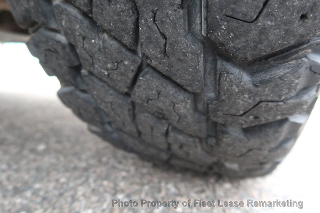 2011 Chevrolet Silverado 3500HD Silverado 3500 4WD Crew Cab Utility  - 22938828 - 44