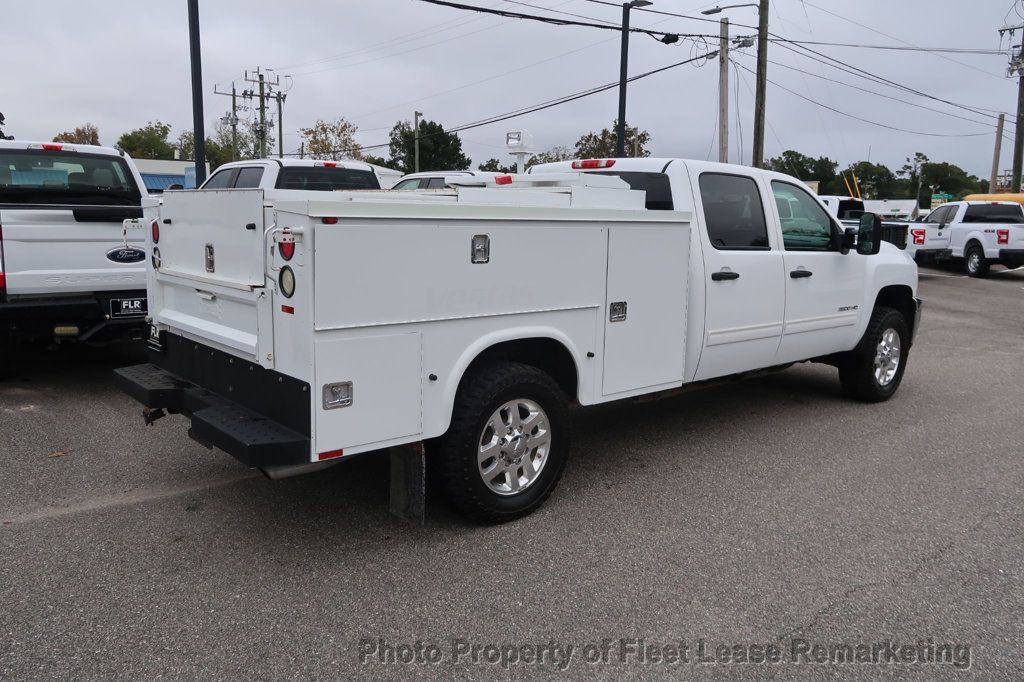 2011 Chevrolet Silverado 3500HD Silverado 3500 4WD Crew Cab Utility  - 22938828 - 4
