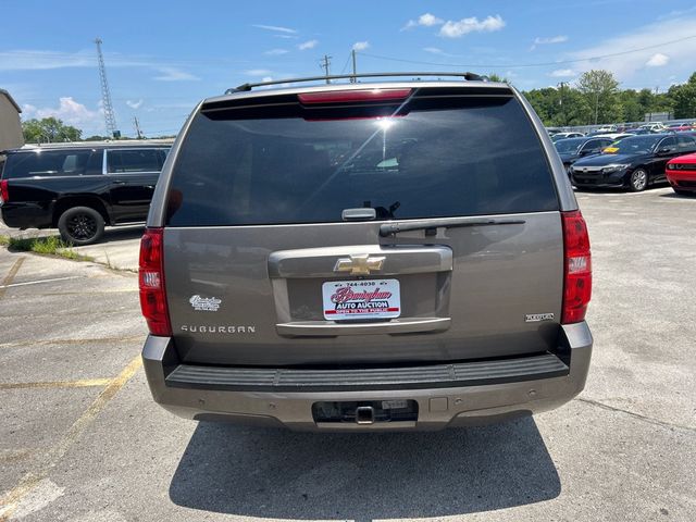 2011 Chevrolet Suburban 2WD 4dr 1500 LT - 23051398 - 4