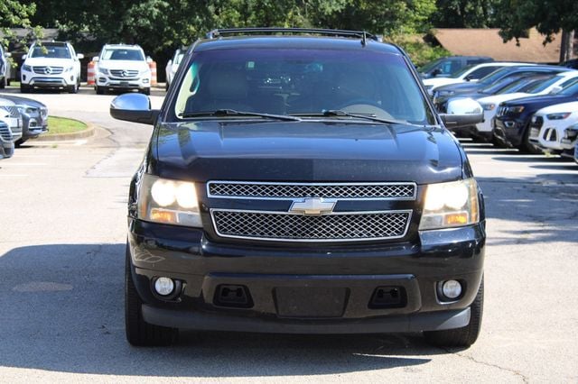 2011 Chevrolet Suburban 2WD 4dr 1500 LTZ - 23065385 - 1