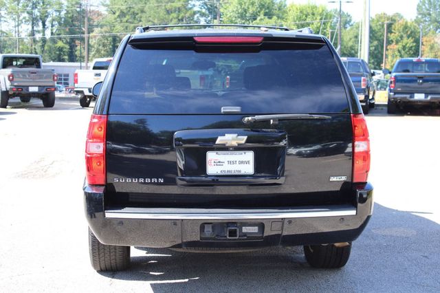2011 Chevrolet Suburban 2WD 4dr 1500 LTZ - 23065385 - 4