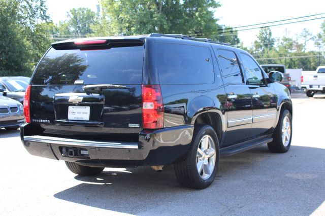 2011 Chevrolet Suburban 2WD 4dr 1500 LTZ - 23065385 - 5