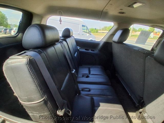 2011 Chevrolet Suburban 4WD 4dr 1500 LT - 23028056 - 12