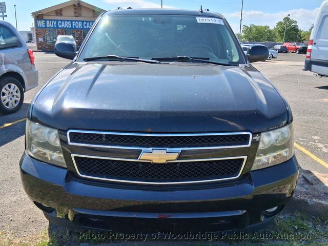 2011 Chevrolet Suburban 4WD 4dr 1500 LT - 23028056 - 1