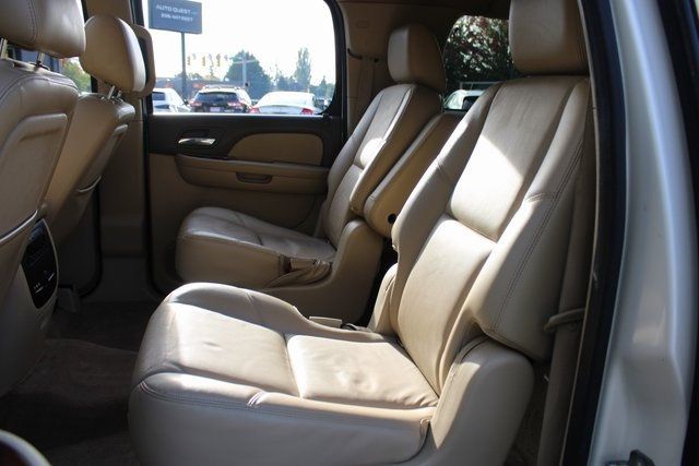 2011 Chevrolet Suburban 4WD 4dr 1500 LTZ - 22923648 - 17