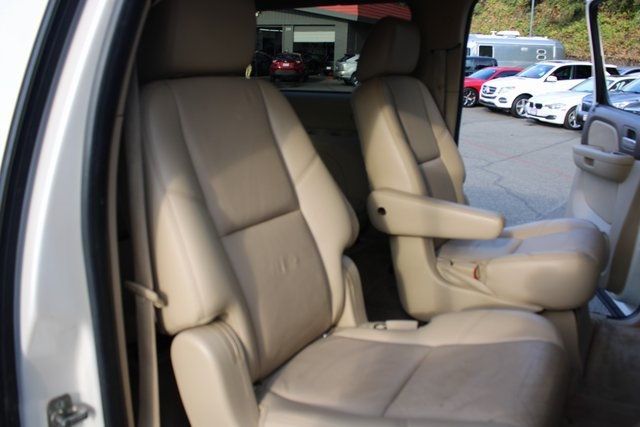 2011 Chevrolet Suburban 4WD 4dr 1500 LTZ - 22923648 - 20