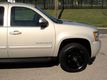 2011 Chevrolet Suburban 4WD 4dr 2500 LS - 22589995 - 6