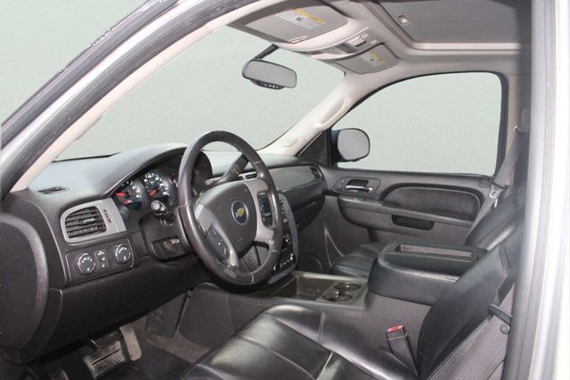 2011 Chevrolet Tahoe 4WD 4dr 1500 LT - 23011875 - 5