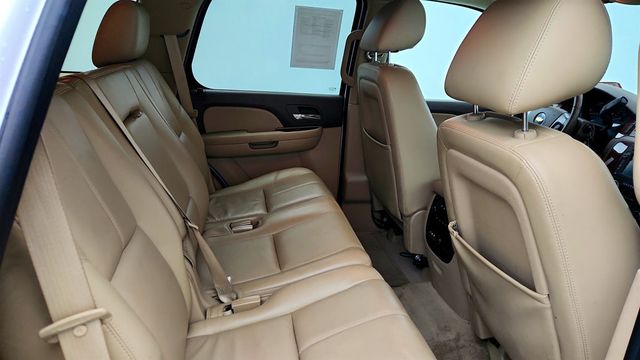 2011 Chevrolet Tahoe 4WD 4dr 1500 LT w/ Sun, Entertainment and Destinations Package - 23004035 - 23