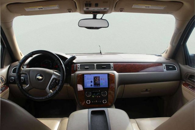 2011 Chevrolet Tahoe 4WD 4dr 1500 LTZ - 23012849 - 4