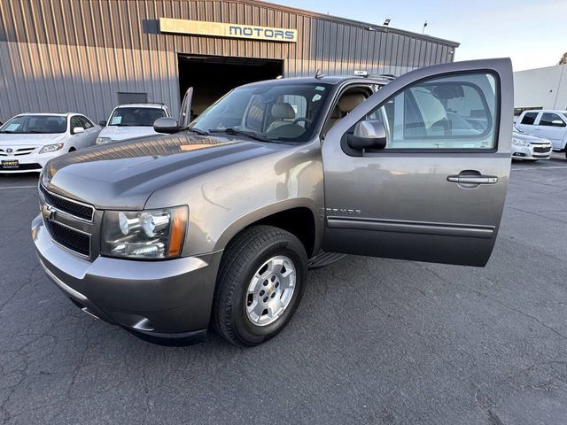 2011 Chevrolet Tahoe LS 4x4 4dr SUV - 23055544 - 30