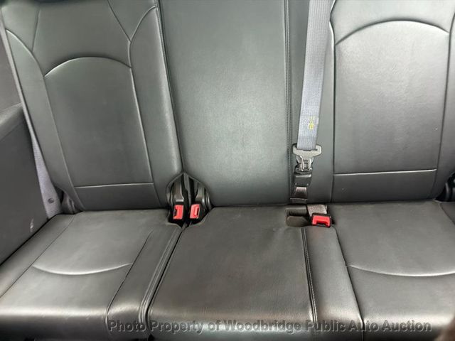 2011 Chevrolet Traverse AWD 4dr LT w/2LT - 23045436 - 11