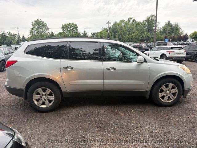 2011 Chevrolet Traverse AWD 4dr LT w/2LT - 23045436 - 1