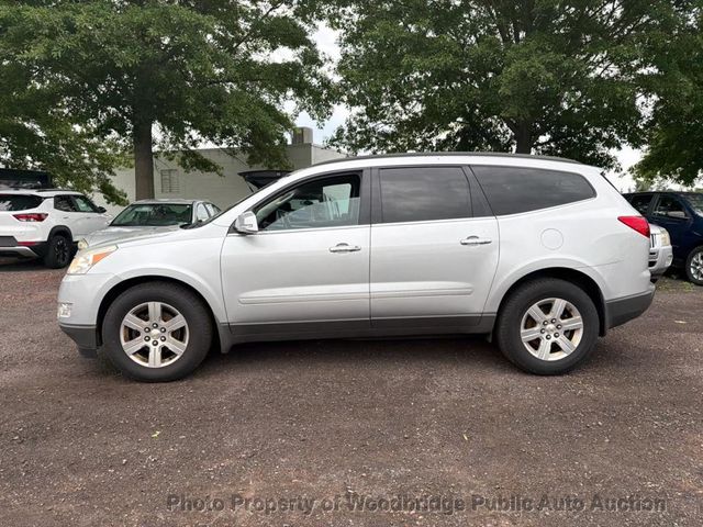 2011 Chevrolet Traverse AWD 4dr LT w/2LT - 23045436 - 3