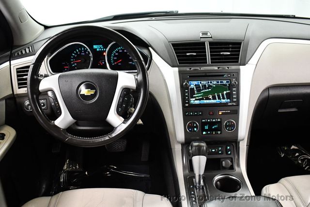 2011 Chevrolet Traverse AWD 4dr LTZ - 22529416 - 28