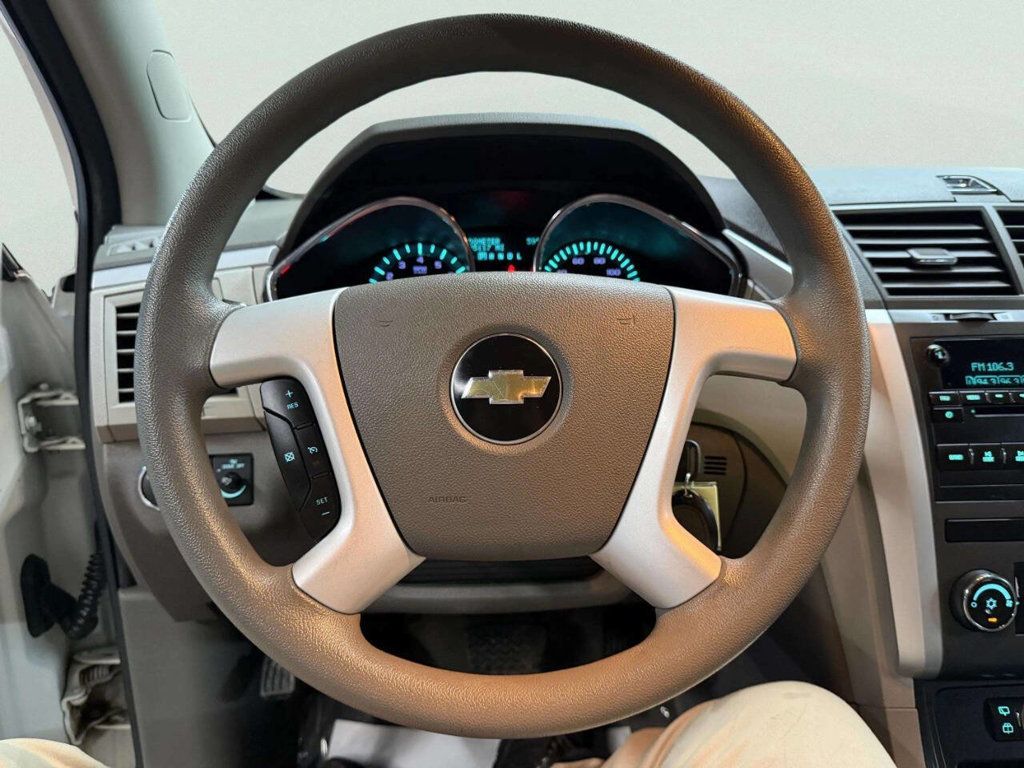 2011 Chevrolet Traverse FWD 4dr LS - 22981215 - 33