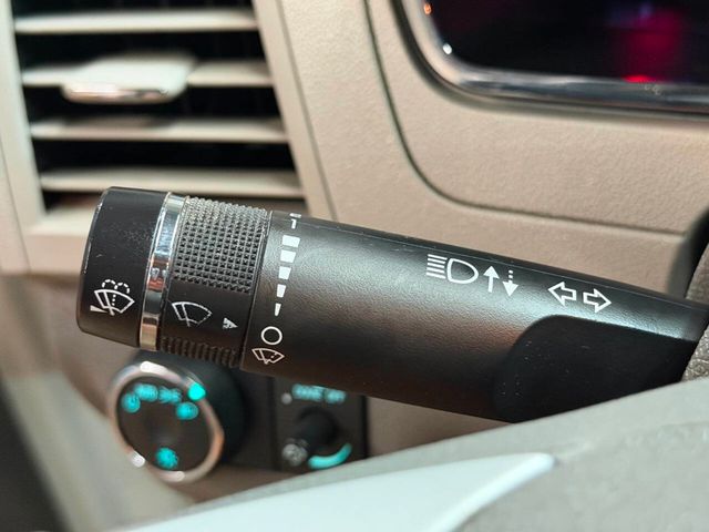 2011 Chevrolet Traverse FWD 4dr LS - 22981215 - 35