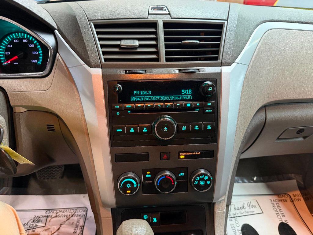 2011 Chevrolet Traverse FWD 4dr LS - 22981215 - 37