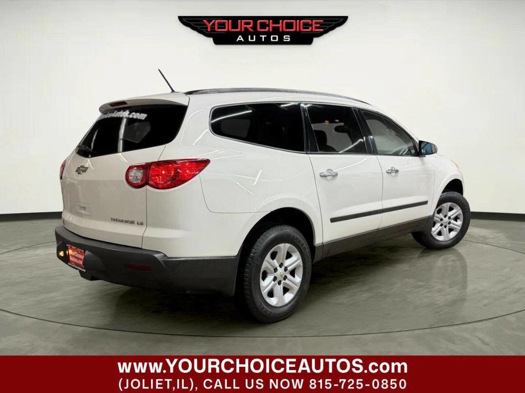 2011 Chevrolet Traverse FWD 4dr LS - 22981215 - 8