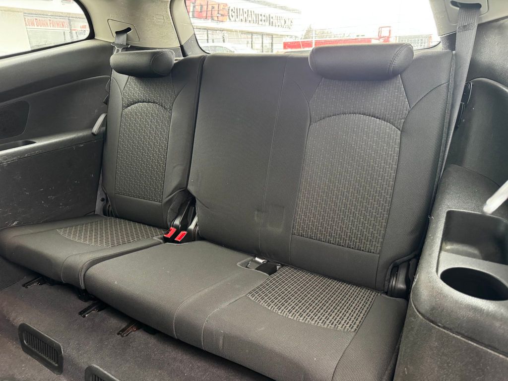 2011 Chevrolet Traverse FWD 4dr LT w/1LT - 22978153 - 13