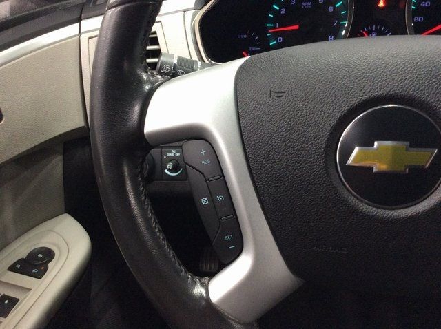2011 Chevrolet Traverse FWD 4dr LTZ - 22921138 - 11