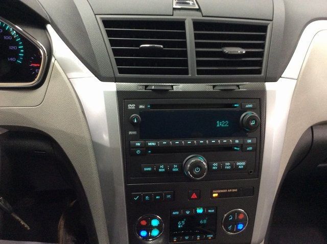 2011 Chevrolet Traverse FWD 4dr LTZ - 22921138 - 16