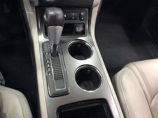 2011 Chevrolet Traverse FWD 4dr LTZ - 22921138 - 18