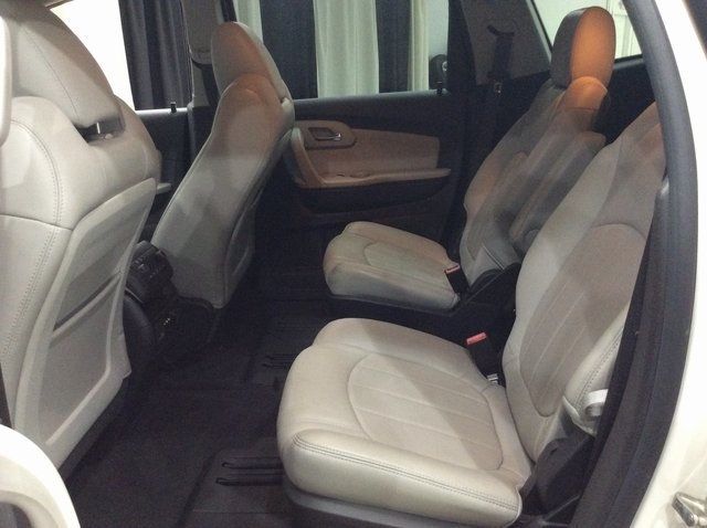 2011 Chevrolet Traverse FWD 4dr LTZ - 22921138 - 21