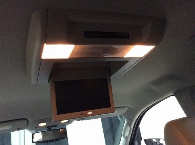 2011 Chevrolet Traverse FWD 4dr LTZ - 22921138 - 22