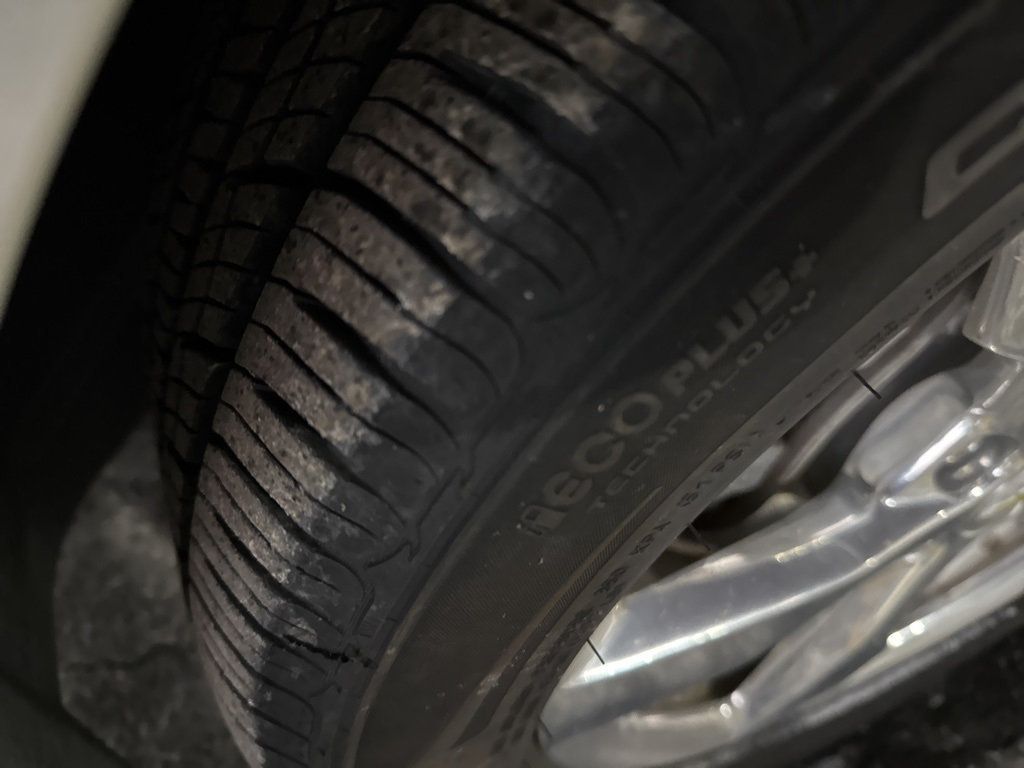 2011 Chevrolet Volt 5dr Hatchback - 22976575 - 2