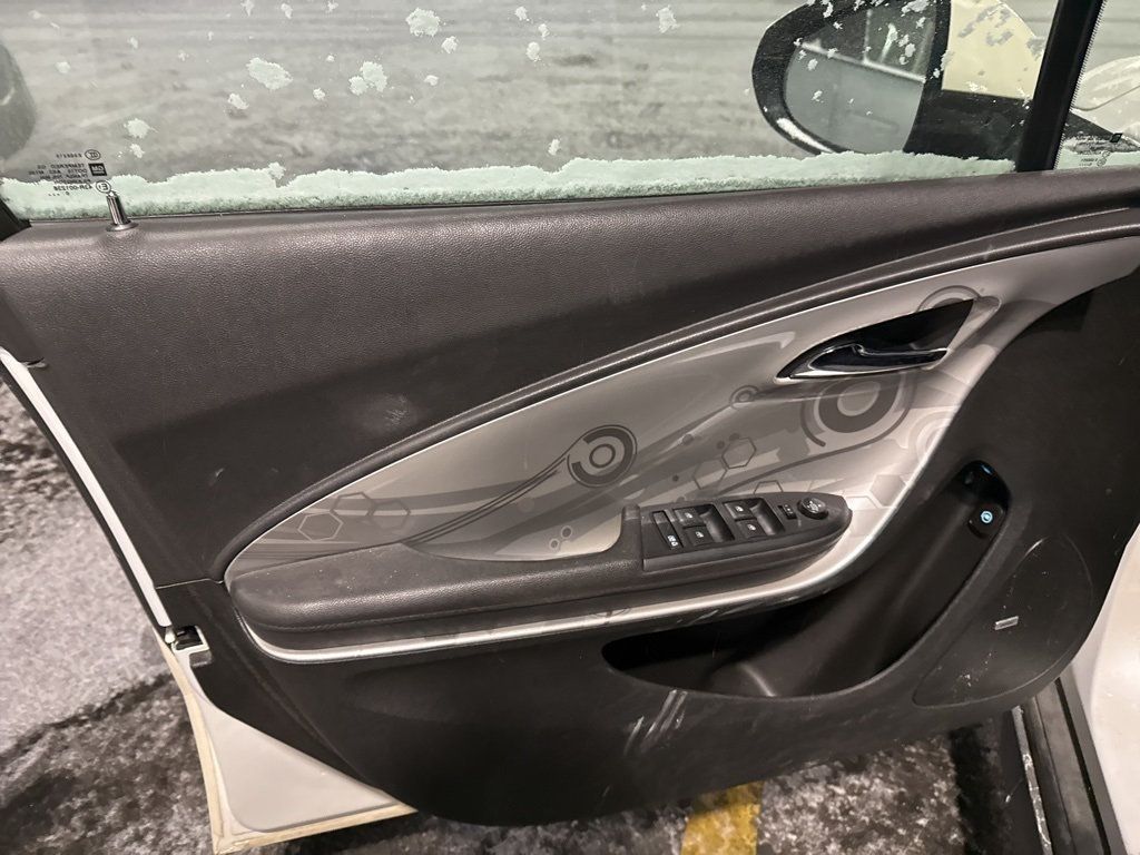 2011 Chevrolet Volt 5dr Hatchback - 22976575 - 6