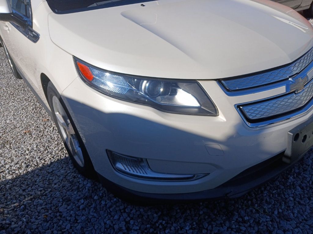 2011 Chevrolet Volt 5dr Hatchback - 22933679 - 17