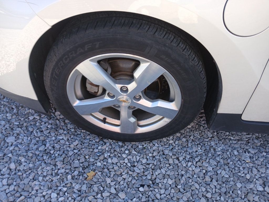 2011 Chevrolet Volt 5dr Hatchback - 22933679 - 4