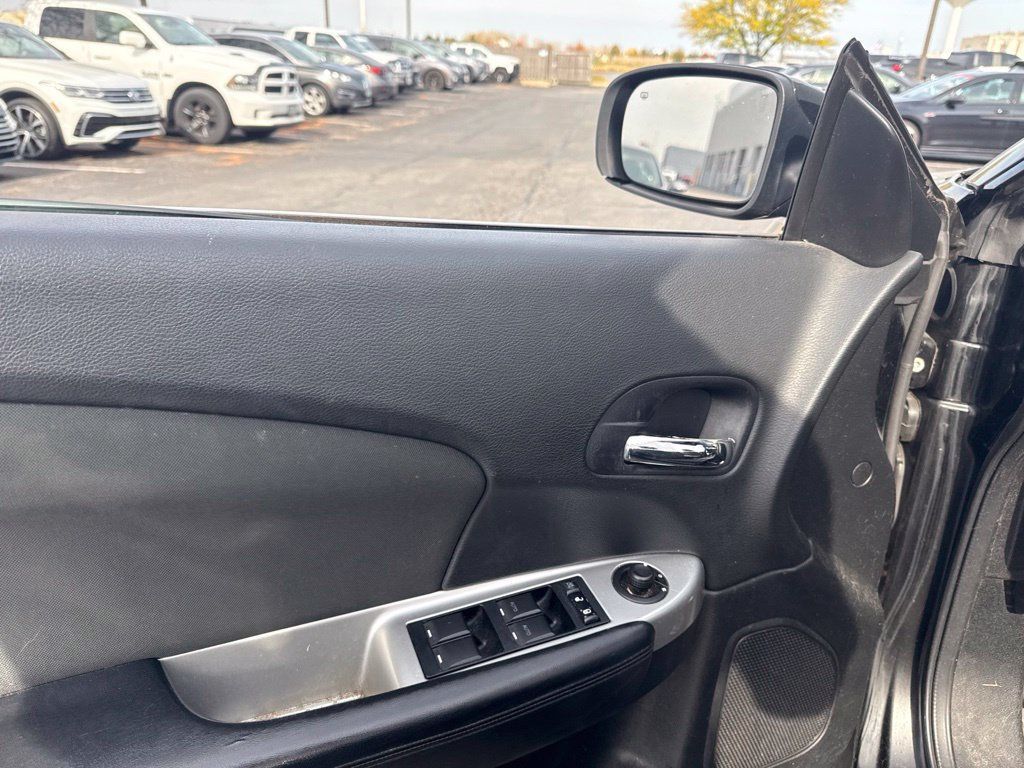 2011 Chrysler 200 2dr Convertible Touring - 23100145 - 9