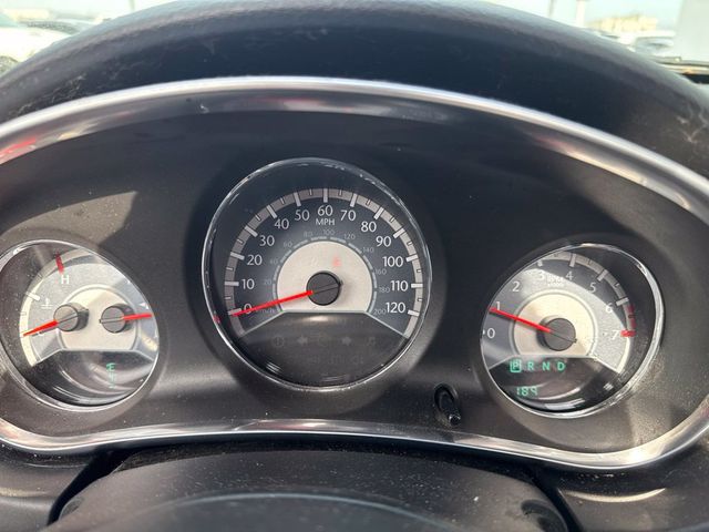 2011 Chrysler 200 2dr Convertible Touring - 23100145 - 11