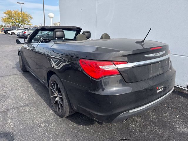 2011 Chrysler 200 2dr Convertible Touring - 23100145 - 2