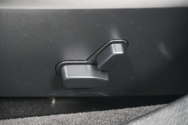 2011 Chrysler 200 4dr Sedan Limited - 23023604 - 14