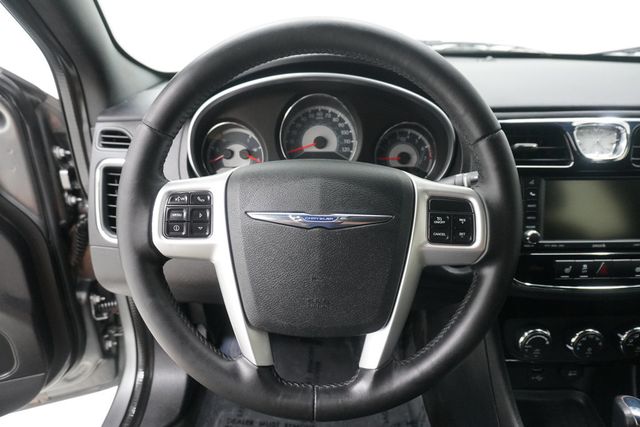 2011 Chrysler 200 4dr Sedan Limited - 23023604 - 15