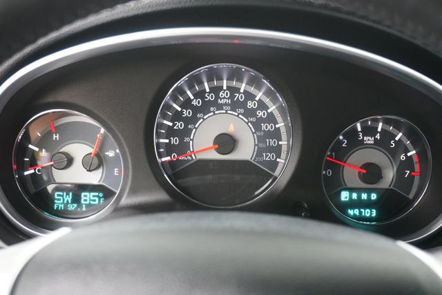 2011 Chrysler 200 4dr Sedan Limited - 23023604 - 16