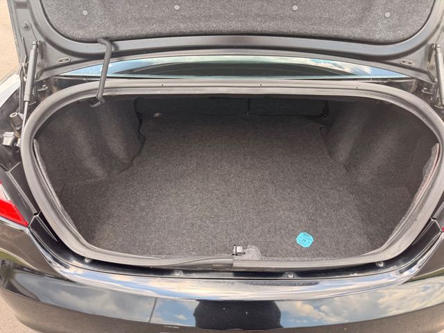 2011 Chrysler 200 4dr Sedan LX - 23040987 - 8