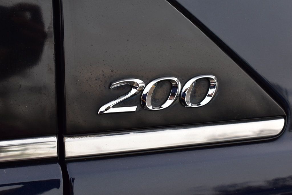 2011 Chrysler 200 4dr Sedan Touring - 22356100 - 45