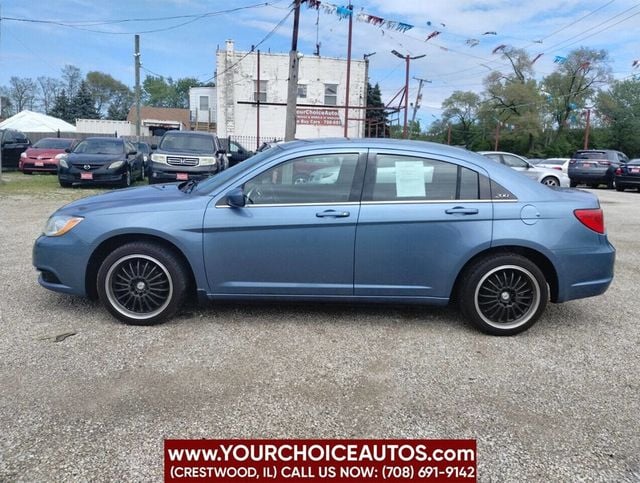 2011 Chrysler 200 4dr Sedan Touring - 22692453 - 1